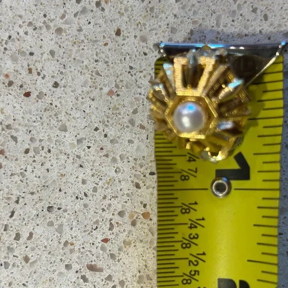 Vintage Gold-Tone Brooch & Clip-on Earrings Set With Faux Pearls Statement - Picture 16 of 16